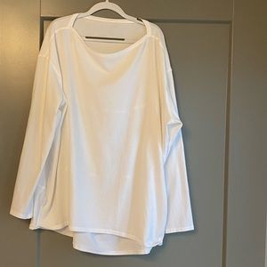 Lululemon Back in Action long sleeve top